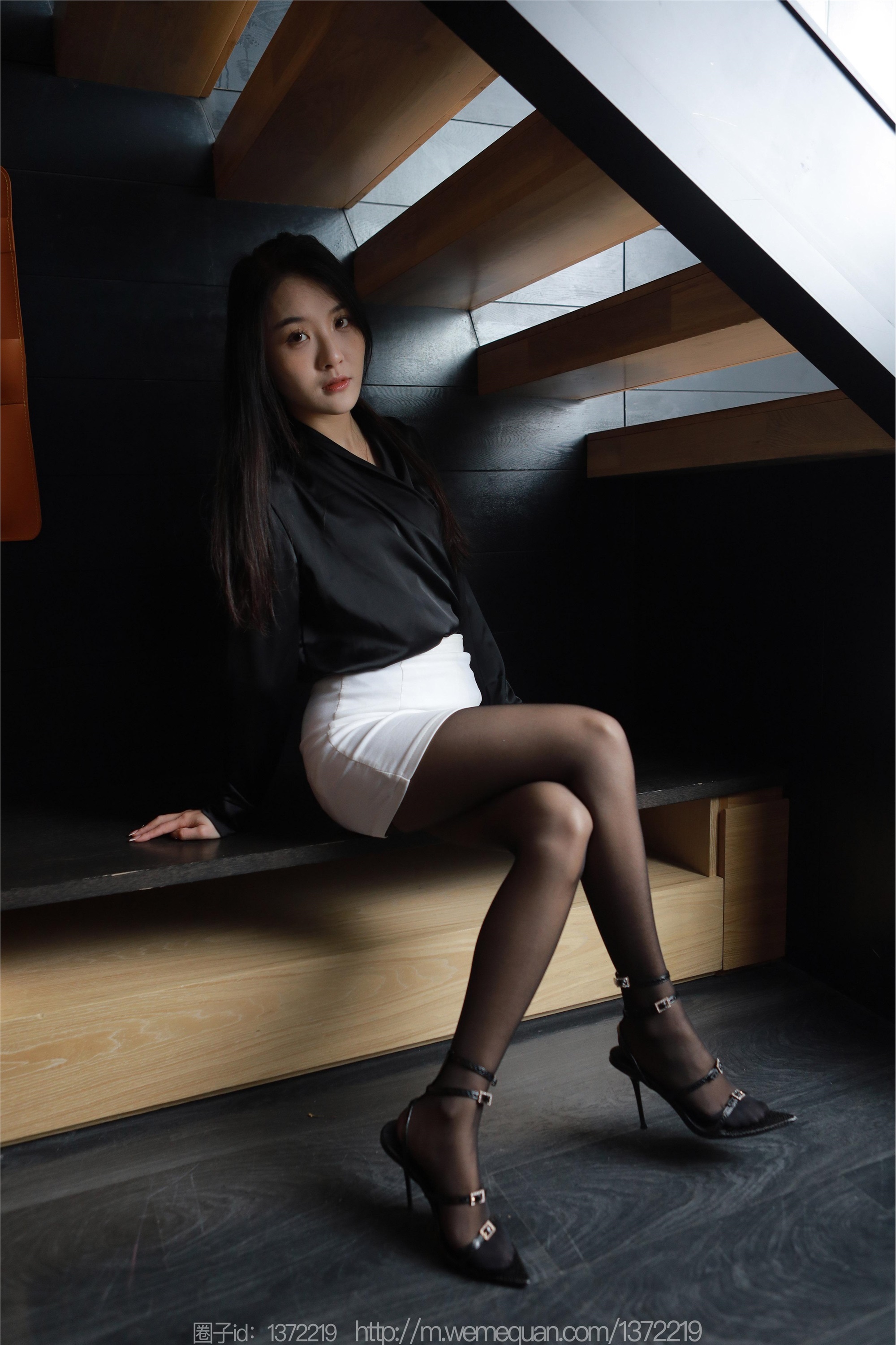 IESS异思趣向  2023.01.21 丝享家 1336 婉萍《房间里的OL》